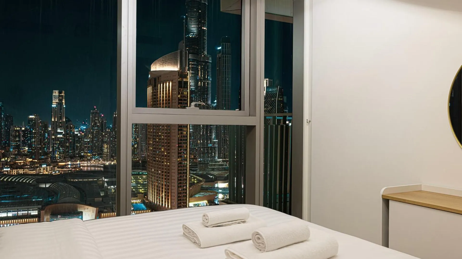Terrahome Downtown Views 2 Walk To Dubai Mall アパート